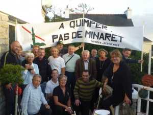 Quimper - La croisade de 
Claudine Dupont-Tingaud
"QUIMPER ... Pas de Minaret"
