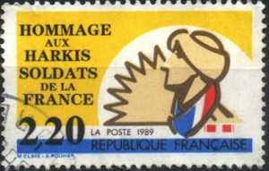  Timbre "Hommage aux HARKIS
Soldats de la France"